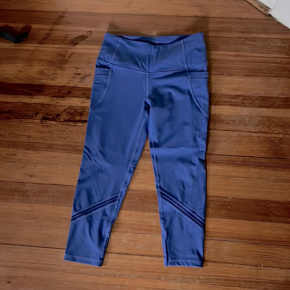 Victoria Secret Blue 3/4 Leggings